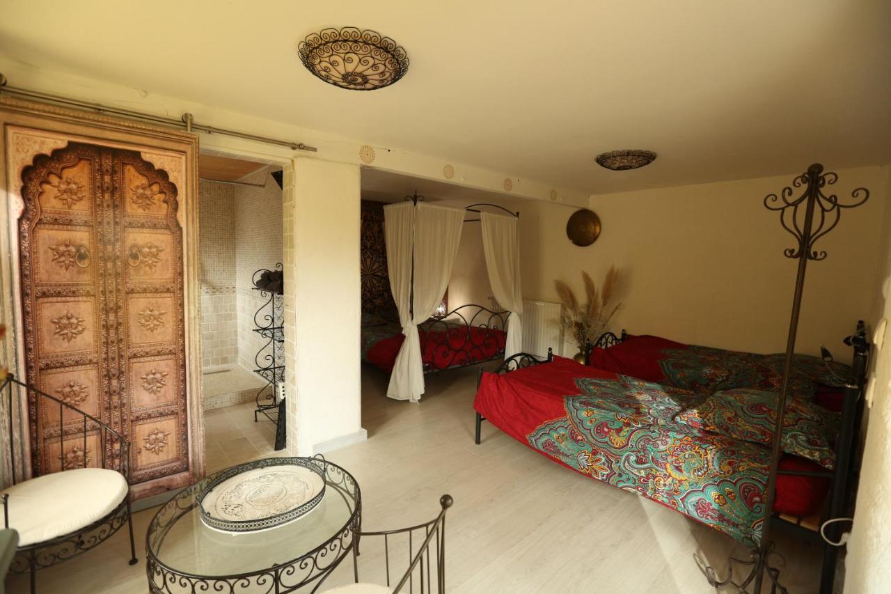 Fenetre Sur Loire Bed & Breakfast Iguerande Exterior photo