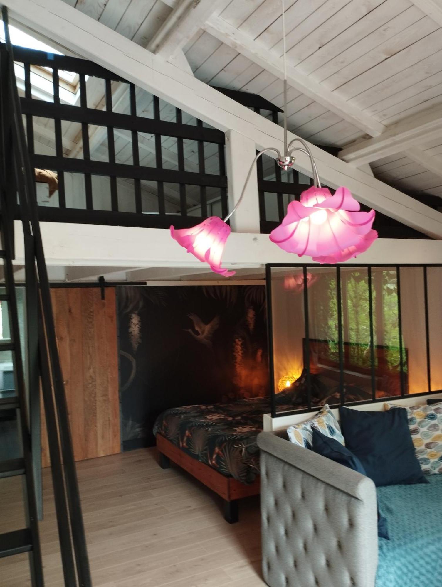 Fenetre Sur Loire Bed & Breakfast Iguerande Exterior photo